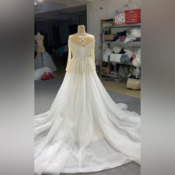 Ivory Long sleeve Pearl Wedding Dress - Picture 2 of 2